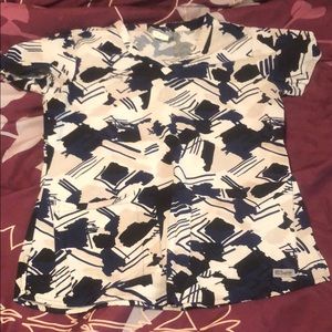 Greys anatomy scrub top size small